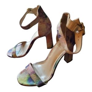 Vince Camuto Pink and Green Heels with Modern Design - Size 7.5